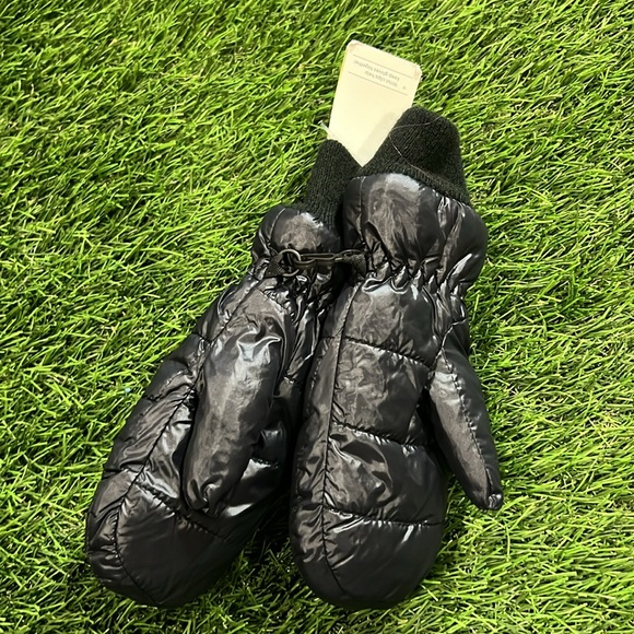 All In Motion Youth Mittens - Picture 2 of 4